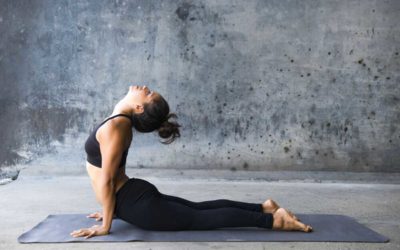 Combate el dolor de la cervical con tres posturas de yoga